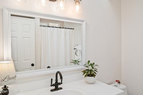 25 Spur Ct, Sedona AZ 86351-8970 exterior