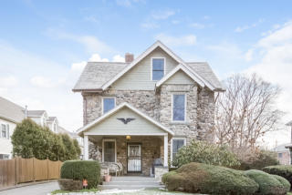 35 Maple Tree Ave, Stamford CT  06906-2200 exterior