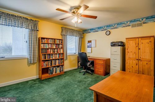 112 Quail Ln, Kennett Sq PA  19348-2652 exterior