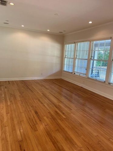 5904 Bull Creek Rd, Austin, TX 78757-3102