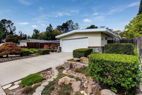 1789 Sarah Dr, Pinole CA  94564-2211 exterior