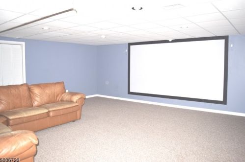 97 Crown Point Rd, Parsippany NJ  07054-3414 exterior