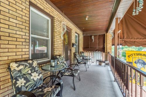 3017 Brentwood Ave, Pittsburgh, PA 15227-2816