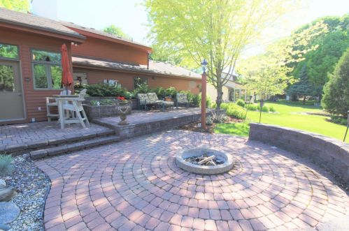 1316 16th St, Willmar MN  56201-2854 exterior