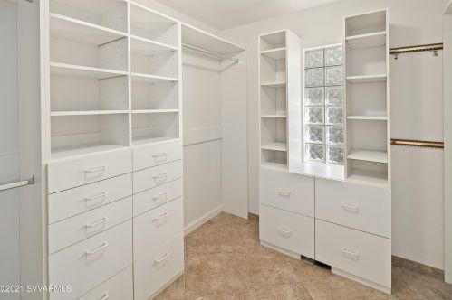 325 Panorama Blvd, Sedona AZ 86336-5537 exterior