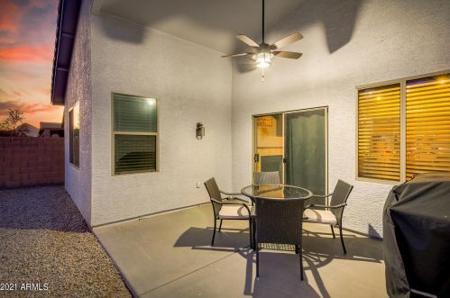 1637 Vineyard Plains Dr, Queen Creek AZ  exterior