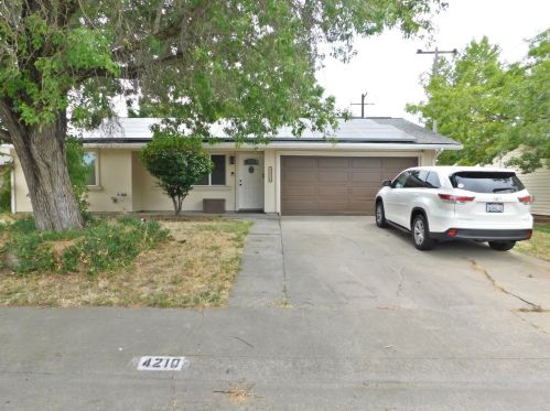 4210 Cortright Way, North Highlands CA  95660-3532 exterior