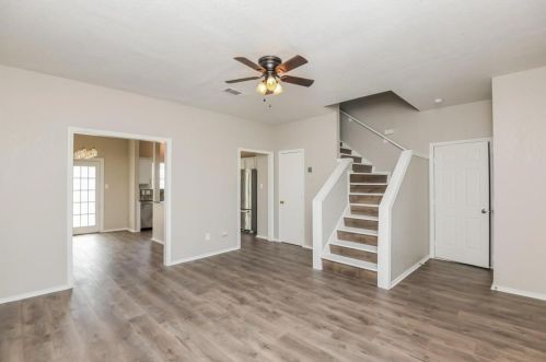 5537 Donnelly Ave, Fort Worth, TX 76107-5913