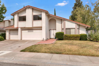 75 Angel Island Cir, Sacramento, CA 95831-3703