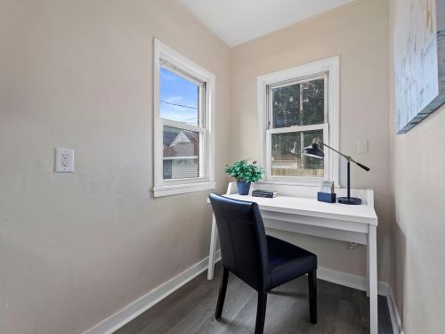 3051 52, Milwaukee WI 53219-4518 exterior