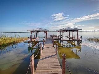 16509 Shirley Shores Rd, Tavares FL  32778-9622 exterior