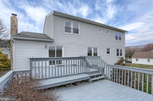 70 Acomo Dr, Siddonsburg PA  17019-9782 exterior