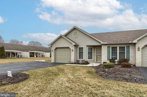 12 Mel Ron Ct, Carlisle, PA 17015-8406