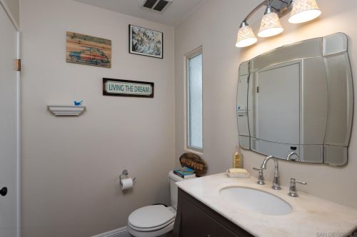 4339 Loma Riviera Ct, San Diego CA 92110-5503 exterior