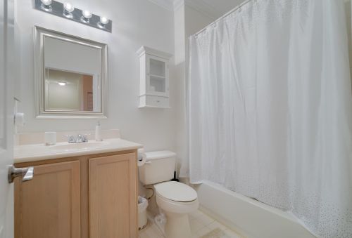 2870 Oasis Dr, Boynton Beach FL  33426-8665 exterior