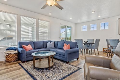 8431 Riviera Ct, Denver CO 80015-3561 exterior