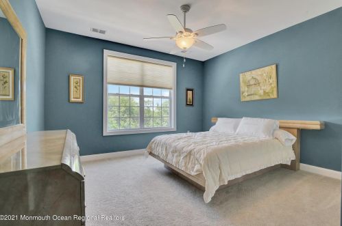 109 Magna Carta Dr, Morganville NJ  07751-5202 exterior