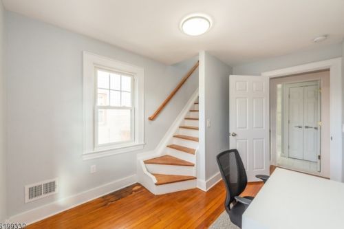 505 Drake Ave, Roselle NJ  07203-1415 exterior