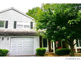 60 Old Stone Ln, Rochester, NY 14615-1534