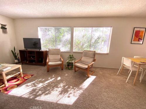 1013 Appleton St, Long Beach, CA 90802-3404