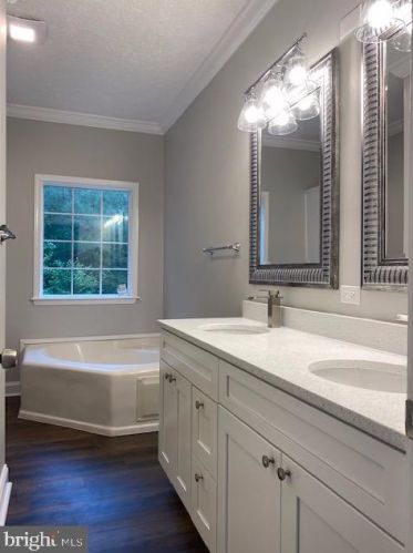 1414 Flat Iron Rd, Montross VA  22520-2205 exterior