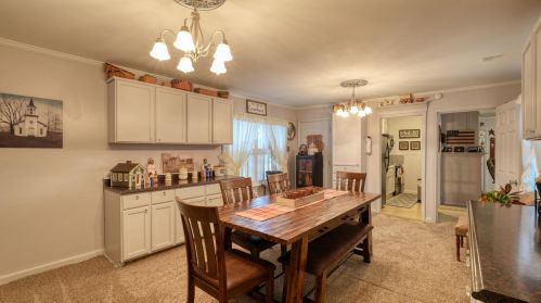 10272 Frd Rd, Cambridge OH  43725-9521 exterior