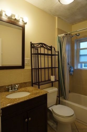 52 Royal St, Quincy MA  02170-2112 exterior