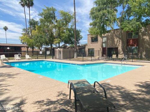 8265 Thomas Rd, Scottsdale AZ  85251-5873 exterior