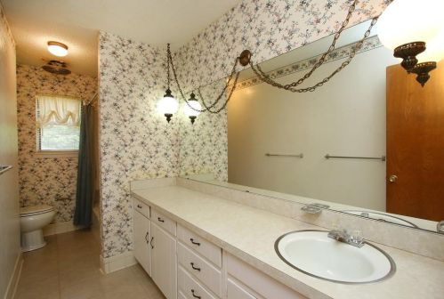 7420 Beckwood Dr, Fort Worth TX 76112-6052 exterior