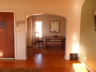 134 Quincy Ave, Long Beach CA  90803-3042 exterior
