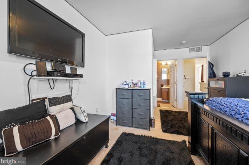 1357 Kenwood Ave, Camden NJ  08103-2903 exterior