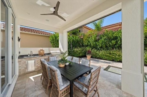 2139 Torino Way, Naples FL  34105-3033 exterior