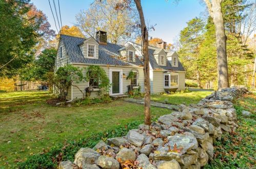 77 Hack Green Rd, Scotts Corners, NY 10576-2133