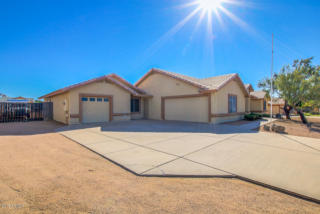 1519 72nd St, Mesa, AZ 85207-3751