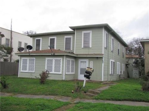 1105 2nd St, Corpus Christi, TX 78404-2305