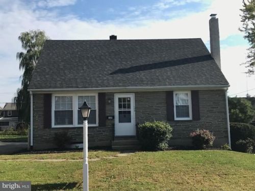 109 Nursery Ln, Lancaster, PA 17603-4224