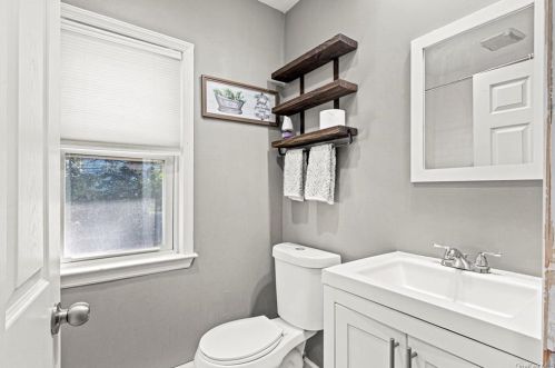 1 Lindbergh Pl, Poughkeepsie NY exterior