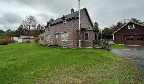 127 Meetinghouse Rd, Hinsdale, NH 03451-2020