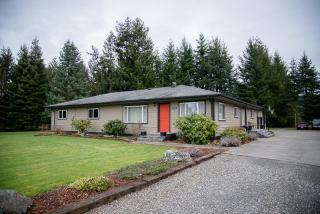 6952 Mission Rd, Everson, WA 98247-9712