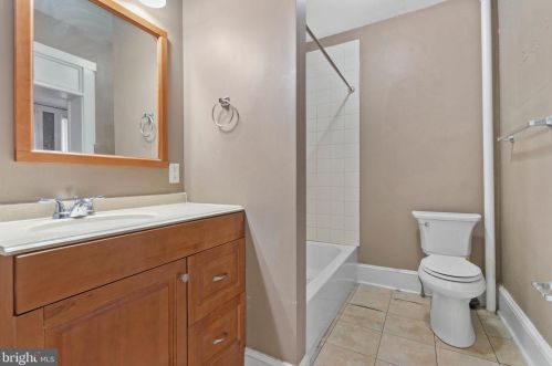 314 Derstine Ave, Lansdale PA 19446-3536 exterior