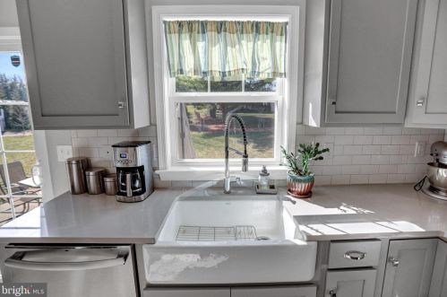 15 Waverly Ln, Carlisle PA  17015-7119 exterior