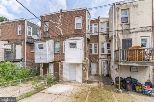 5868 Marshall St, Philadelphia PA  19120-1315 exterior