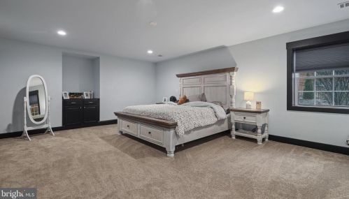 15609 Ryder Cup Dr, Haymarket VA  20169-6160 exterior