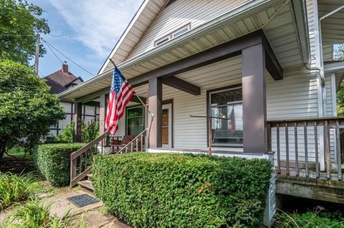 8 Garfield St, Hermitage, PA 16159-4112
