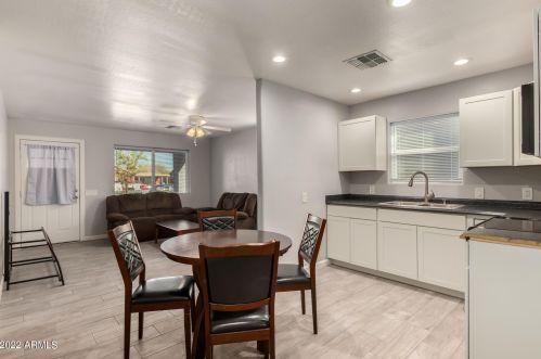 953 Cocopah St, Phoenix AZ  85007-4118 exterior