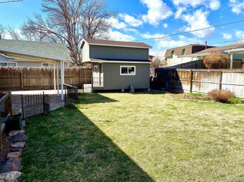1041 Holland Ct, Denver CO 80232-5133 exterior