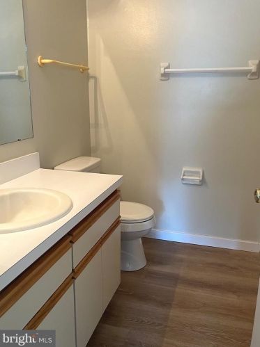 417 Wind Dr, Dover DE  19901-8601 exterior