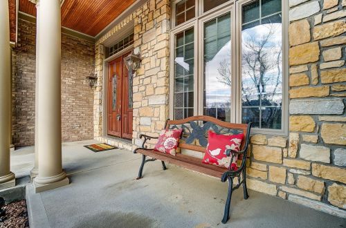 6656 Greenoak Dr, Cincinnati, OH 45248-1417