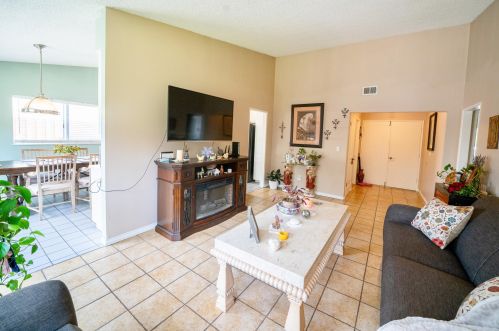 811 Via Miguel, Santa Barbara, CA 93111-2745