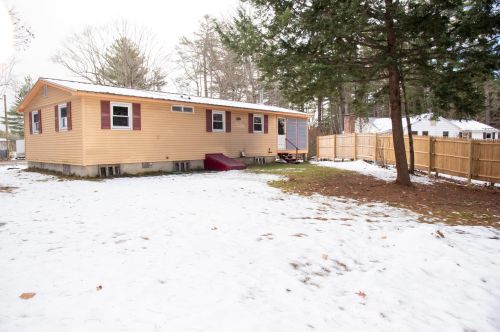 8 Abbott Ln, Ossipee, NH 03864-7101